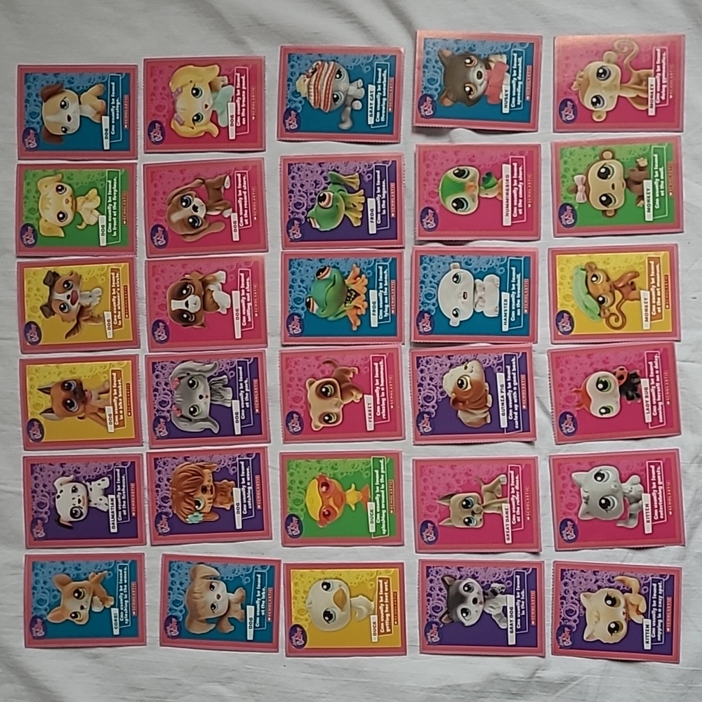 Vintage Littlest Pet Shop Trading Cards Volume 1 and 3 (2007 and 2008) - Picture 9 of 10